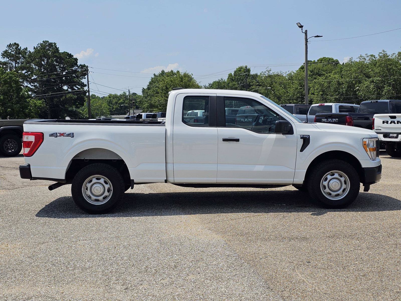 Used 2021 White Ford XL image 8