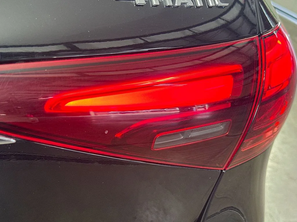 Used 2024 Black Mercedes-Benz GLE 450 image 33