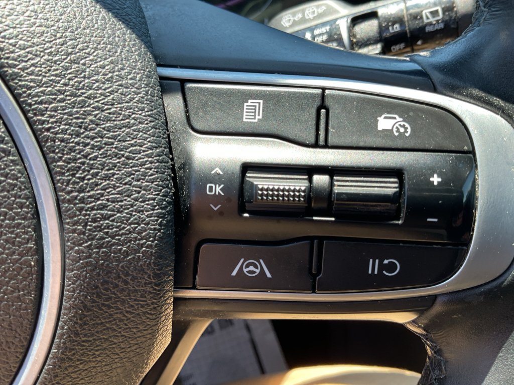 Used 2024 Ebony Black Kia EX image 33