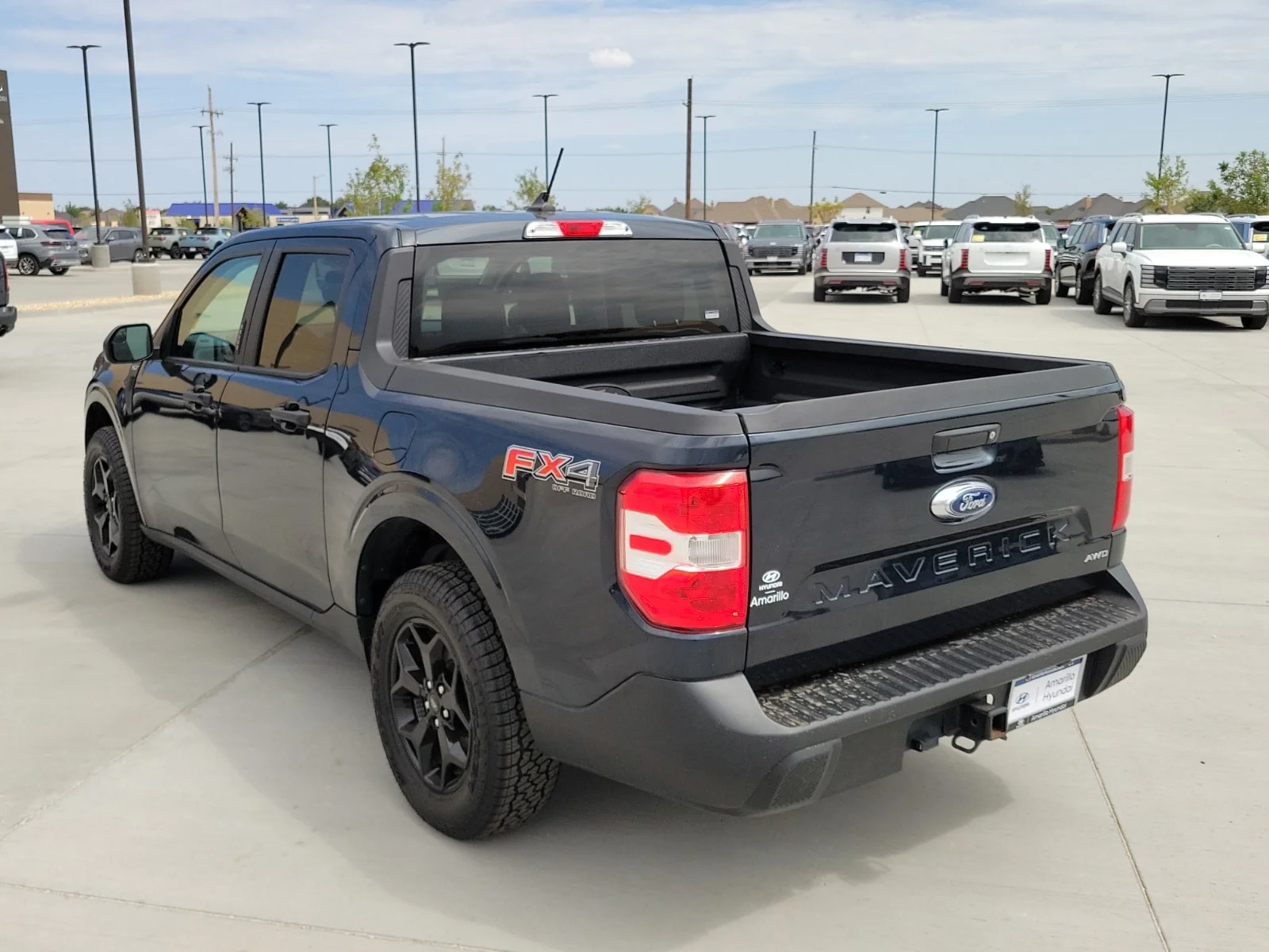 Used 2022 Blue Ford XLT All-Wheel Drive Supercrew 4.5 ft. box 121.1 in image 3