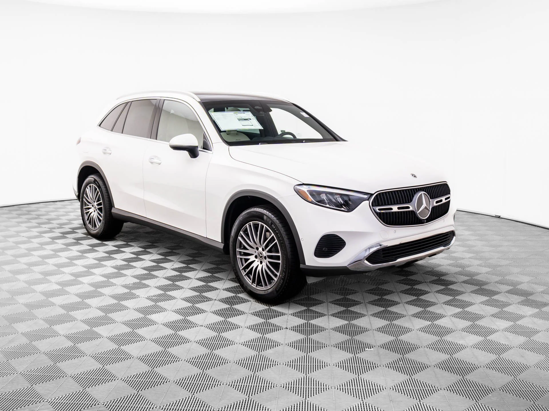 2026 Mercedes-Benz GLC Base - Photo 7