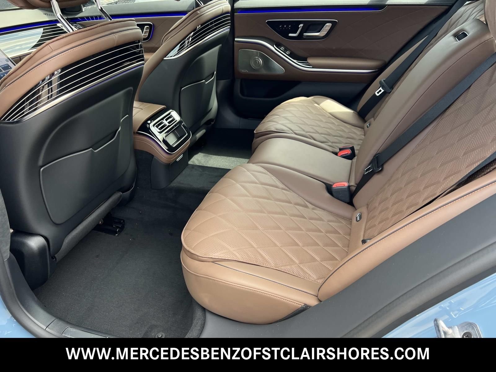 New 2026 MANUFAKTUR China Blue Mercedes-Benz S 580 image 12