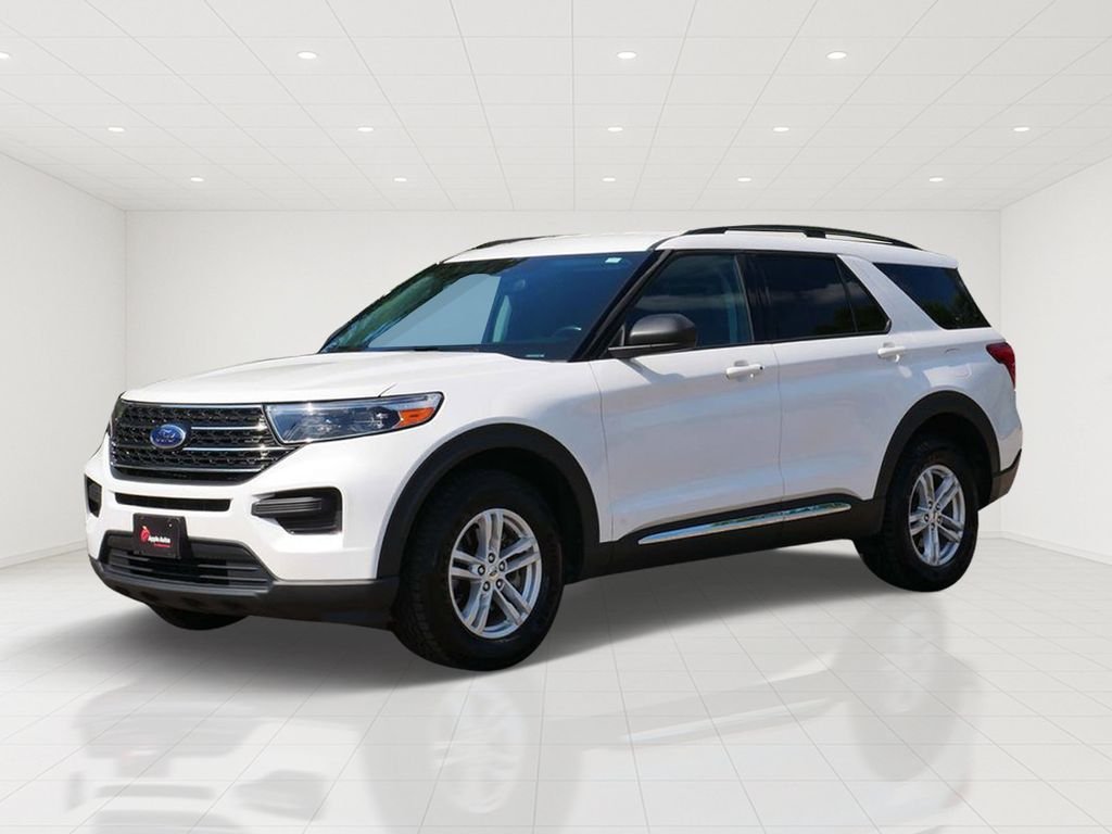 Certified Used 2023 White Ford XLT image 6