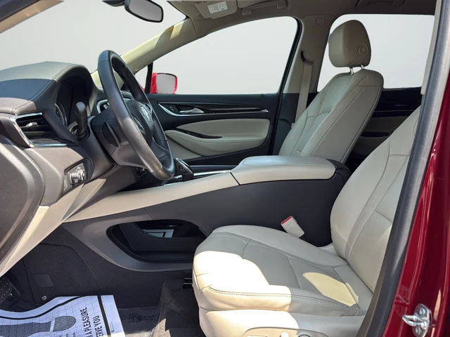 Used 2020 Red Buick Essence image 10