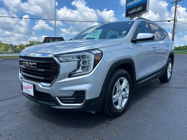 2022 GMC Terrain SLE