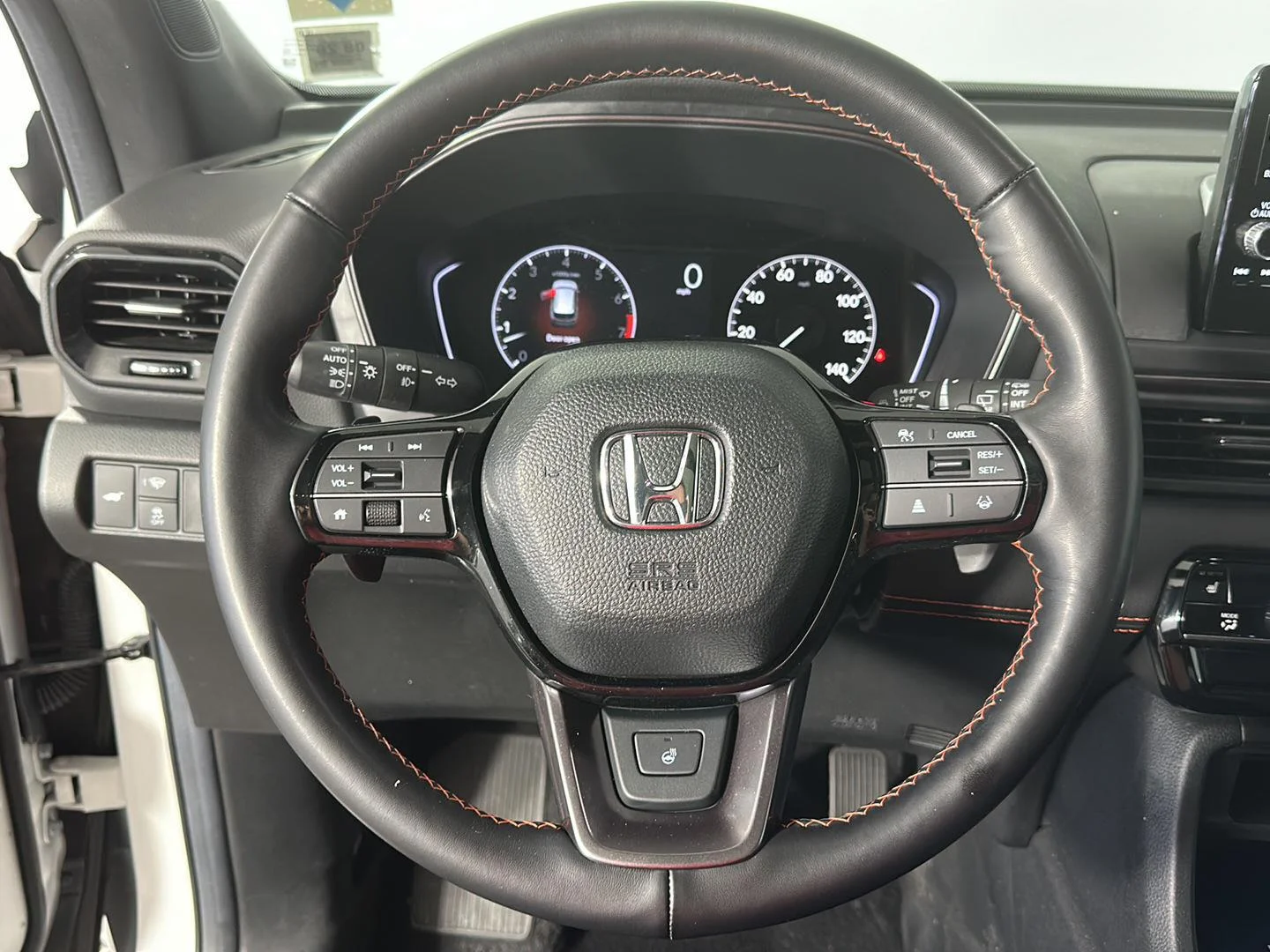 Used 2025 Platinum White Pearl Honda TrailSport image 14