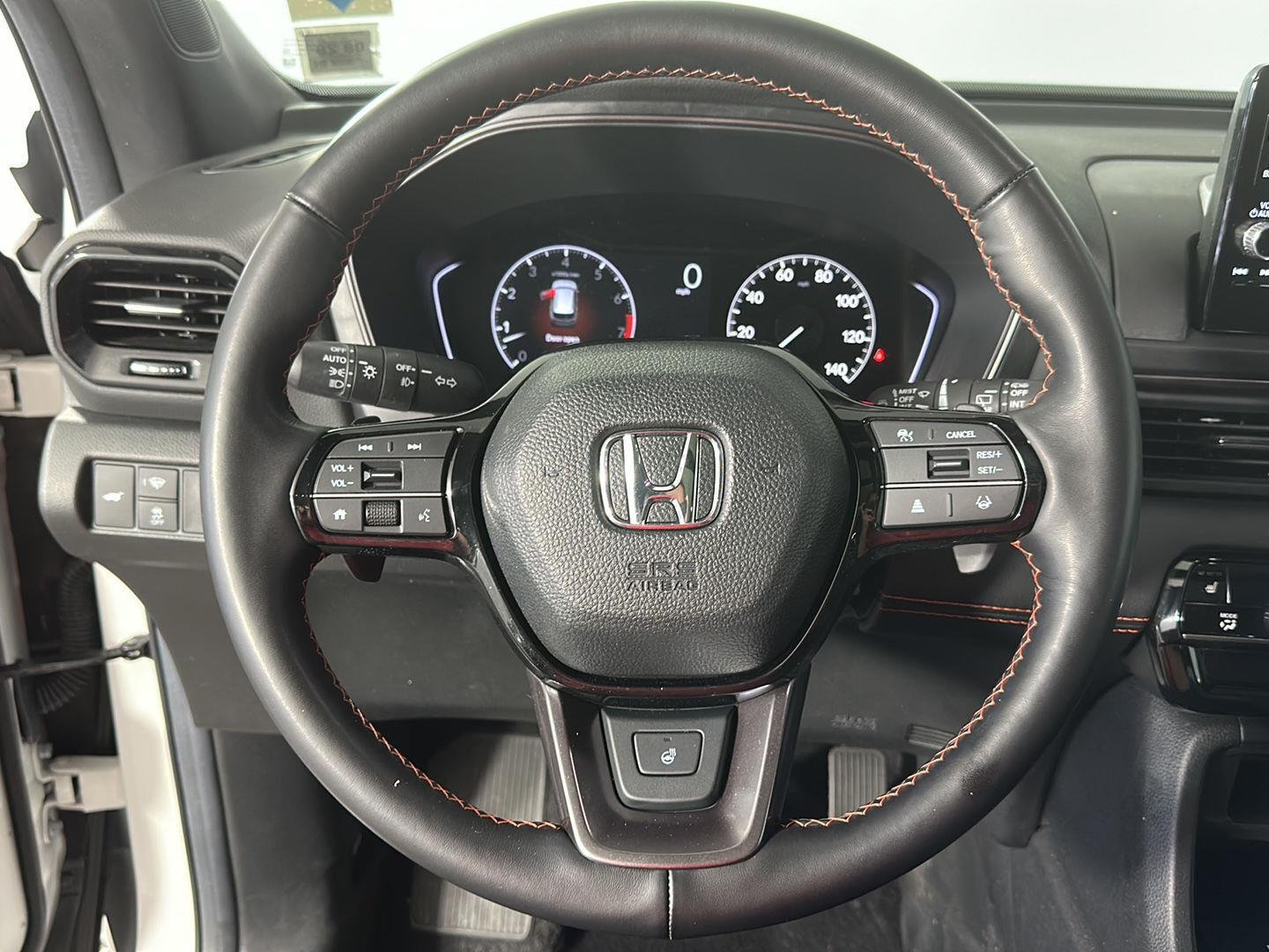 Used 2025 Platinum White Pearl Honda TrailSport image 14