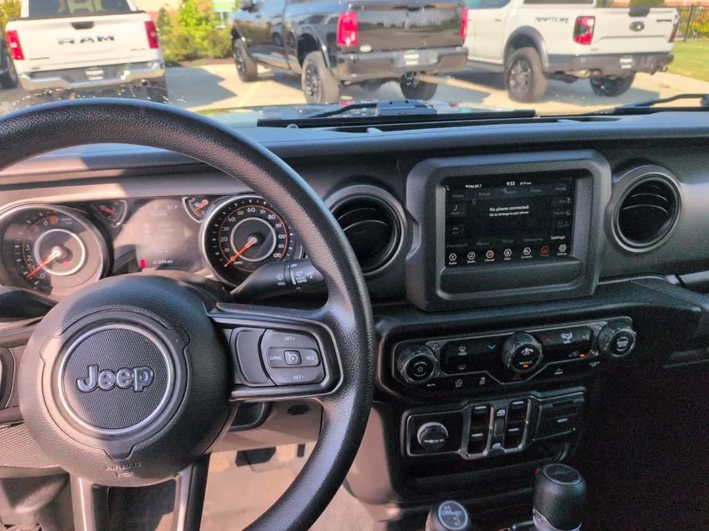 Used 2022 Black Jeep Willys image 26