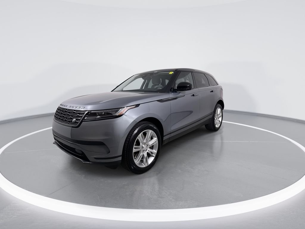 Certified Used 2025 Gray Land Rover S image 4