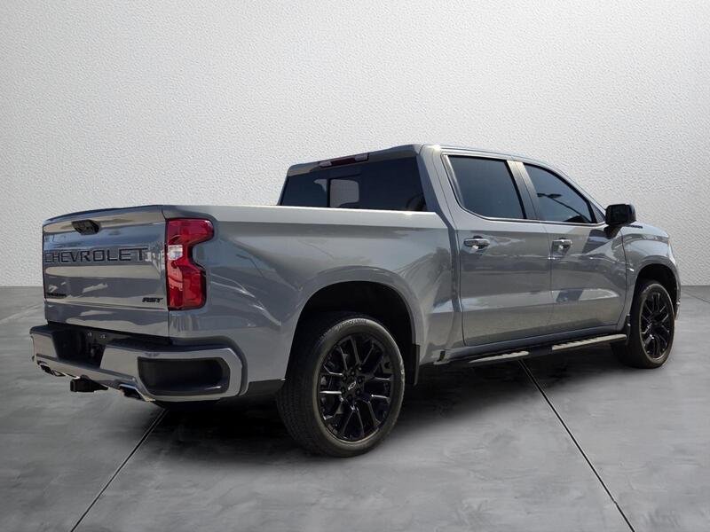Used 2025 Slate Gray Metallic CHEVROLET 4WD CREW CAB 147" RST image 4