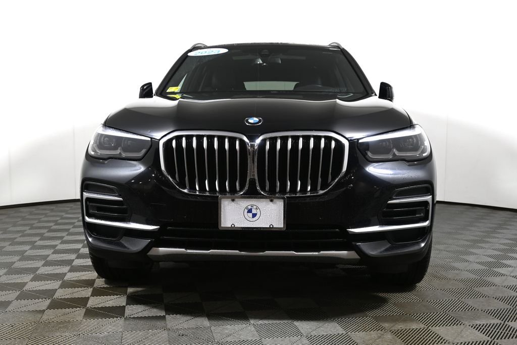 Used 2023 Black BMW xDrive40i image 10