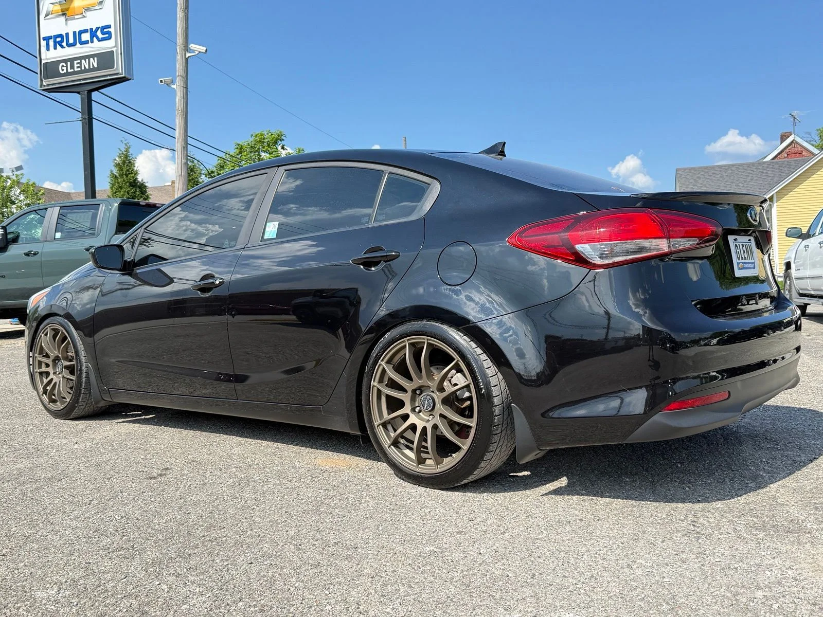 Used 2018 Black Kia LX image 4