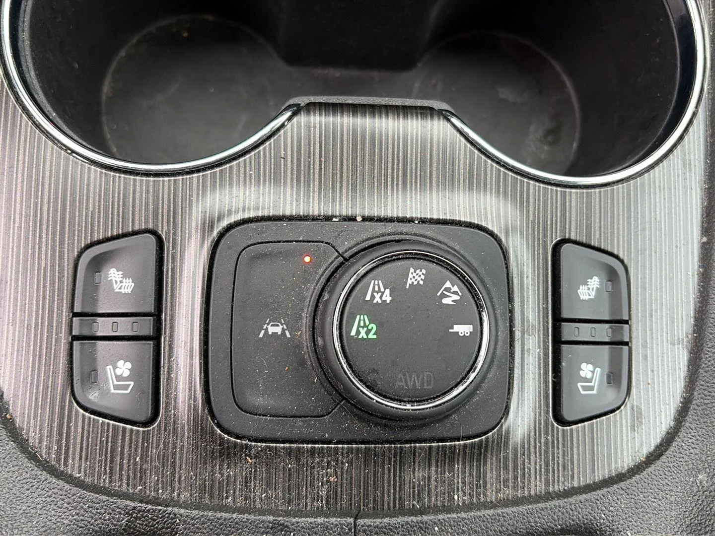 Used 2023 Summit White GMC SLT image 19