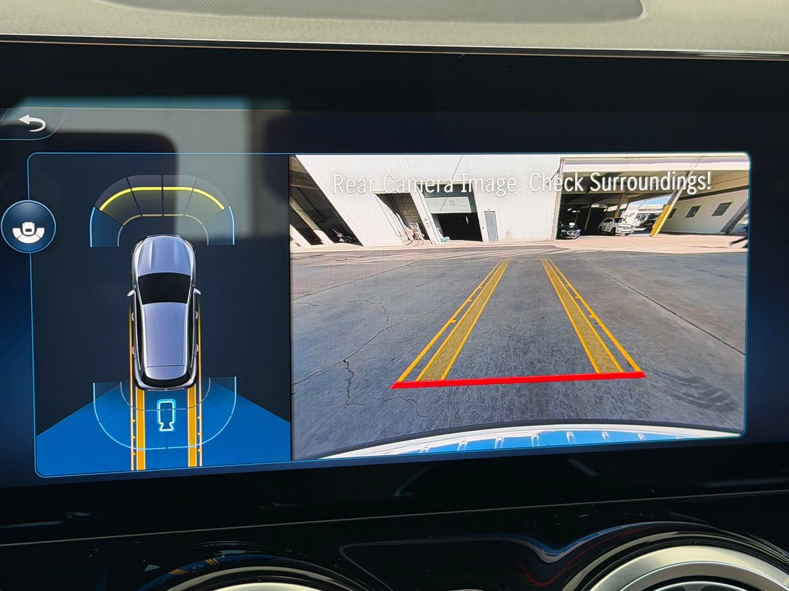 New 2026 Polar White Mercedes-Benz GLA 250 image 11