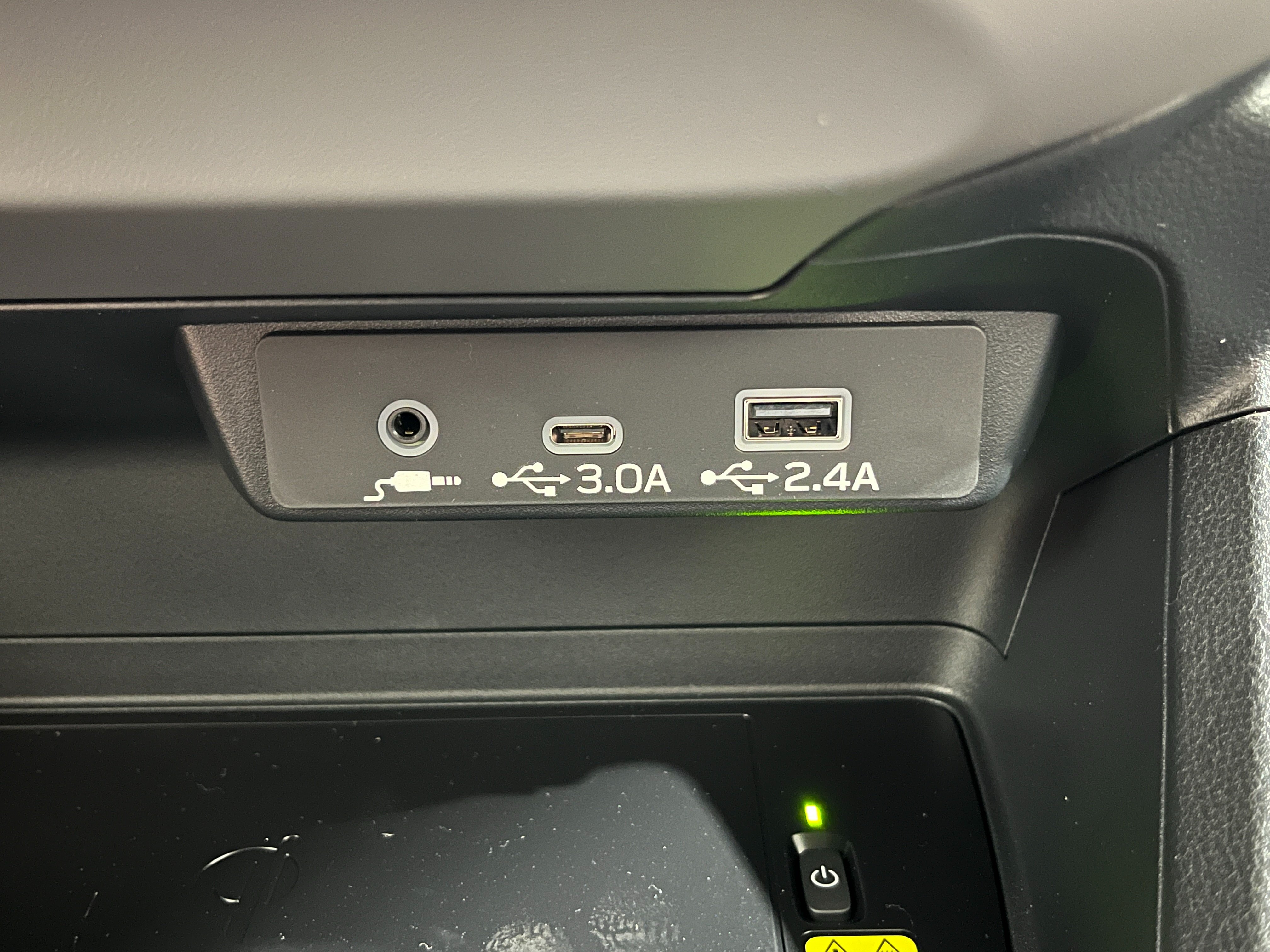 New 2026 CITRON YELLOW PEARL Subaru Limited Hybrid image 22