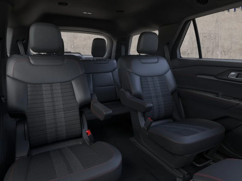 New 2026 Agate Black Metallic Ford ST-Line image 11