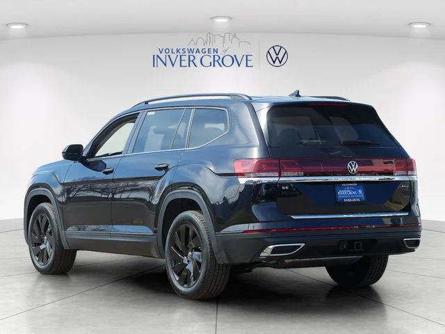 New 2026 Black Volkswagen 2.0T SE w/Technology image 3
