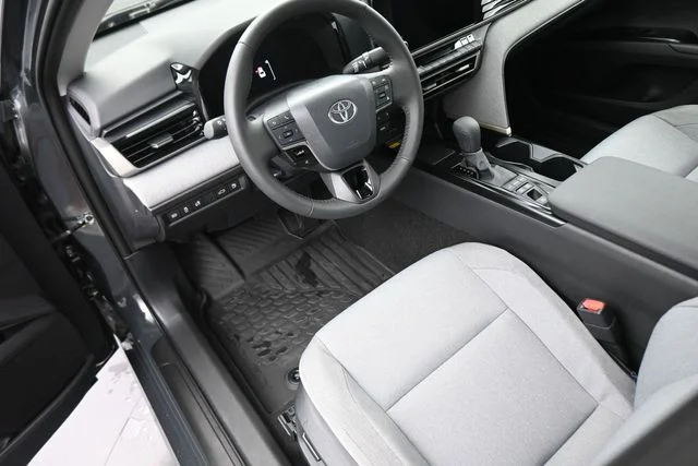 Used 2026  Toyota LE image 21