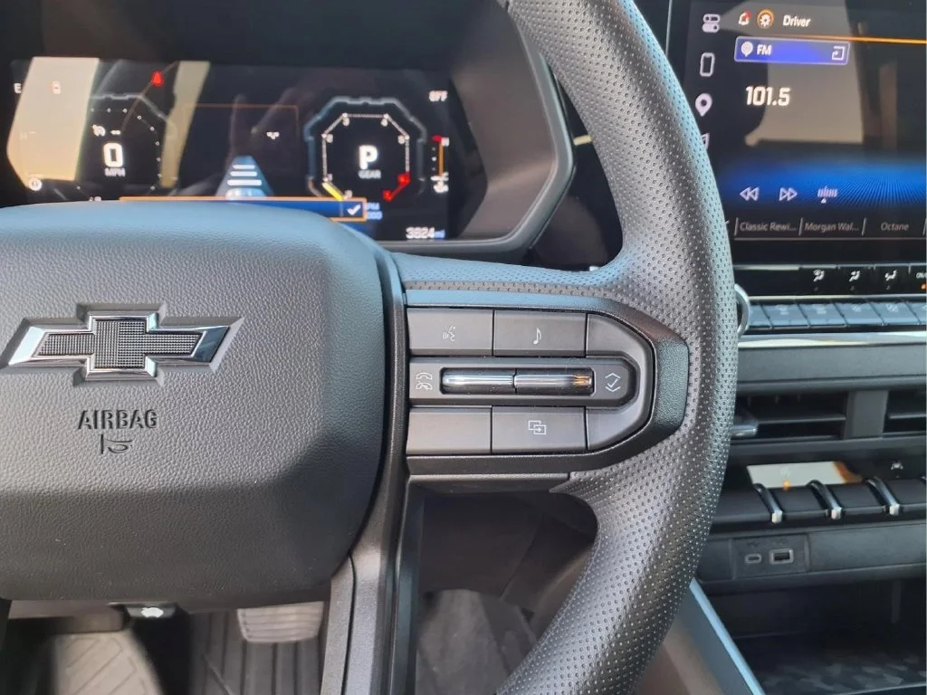 Used 2026 Red Chevrolet Trail Boss image 24