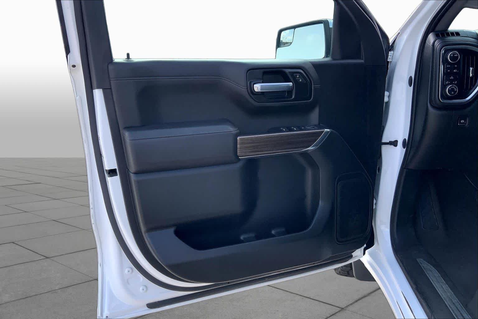 2021 Chevrolet Silverado 1500 LT - Photo 21