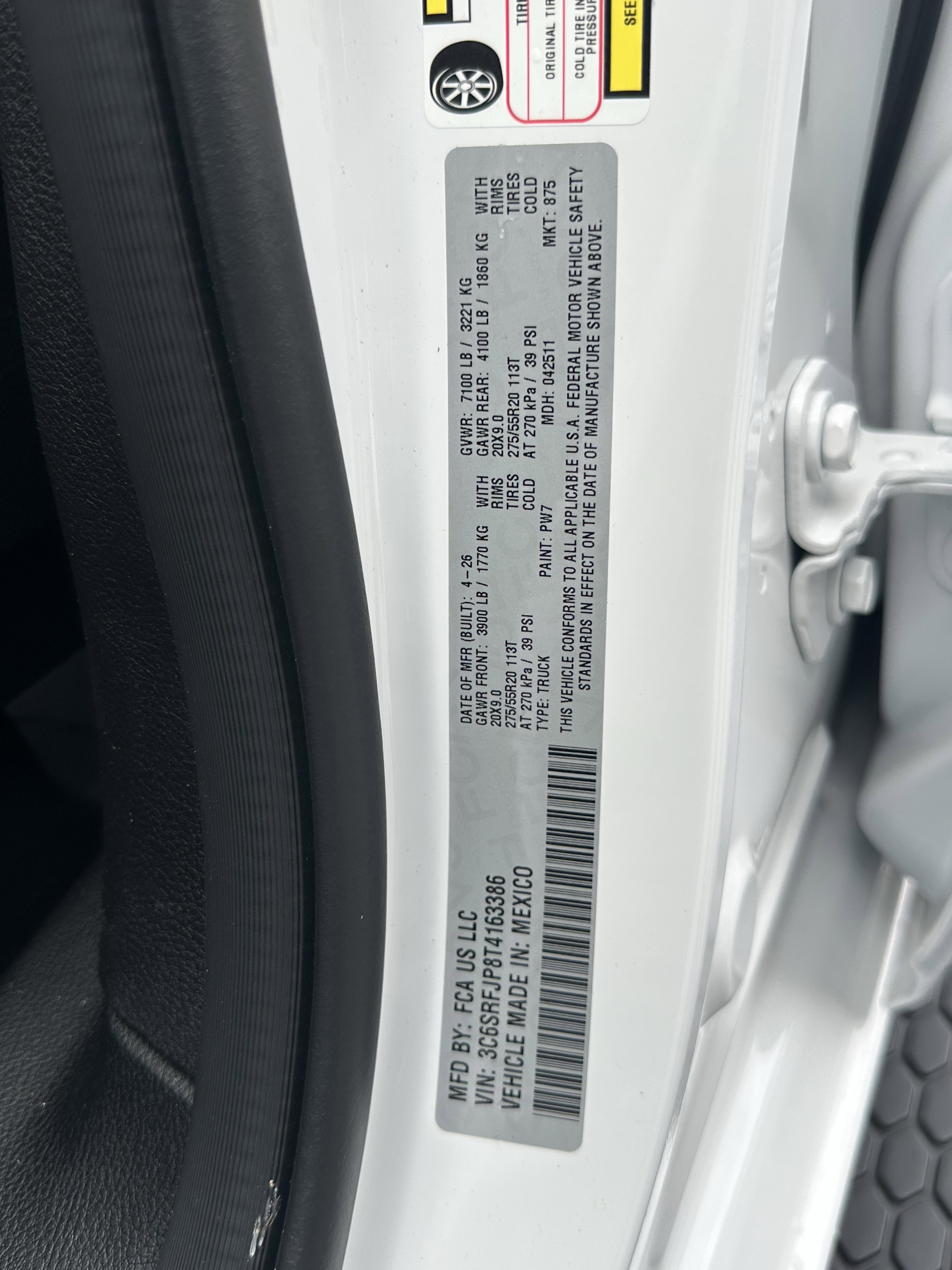 New 2026 Bright White Clear-Coat Exterior Paint RAM Laramie image 30