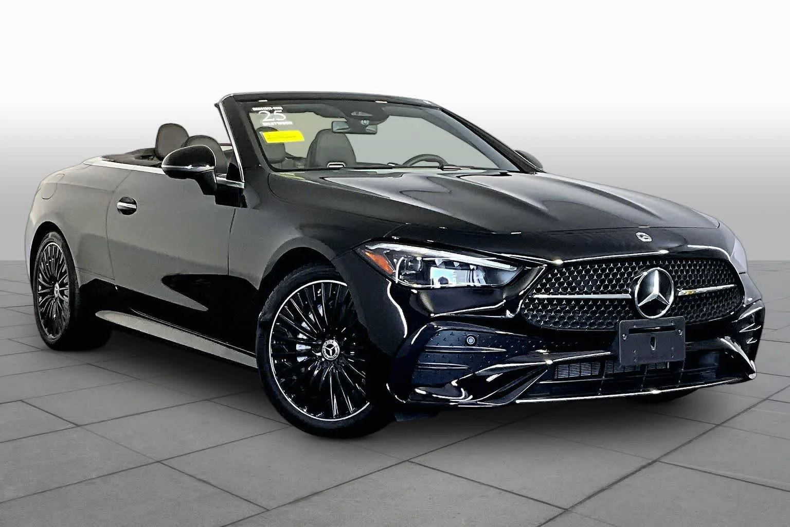 Certified Pre-Owned 2025 Mercedes-Benz CLE 300