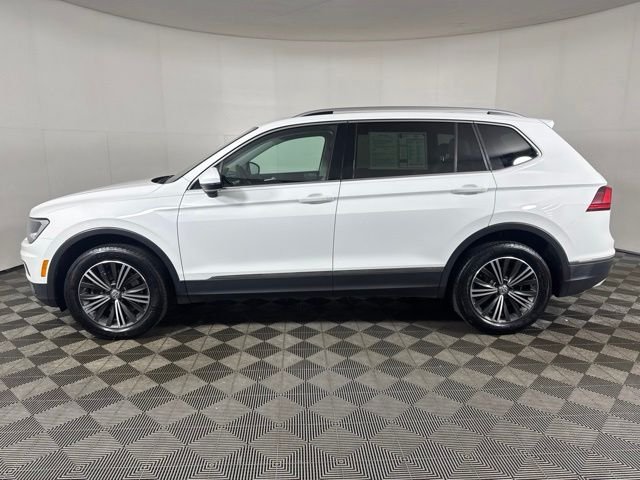 Used 2019 White Volkswagen 2.0T SEL image 7