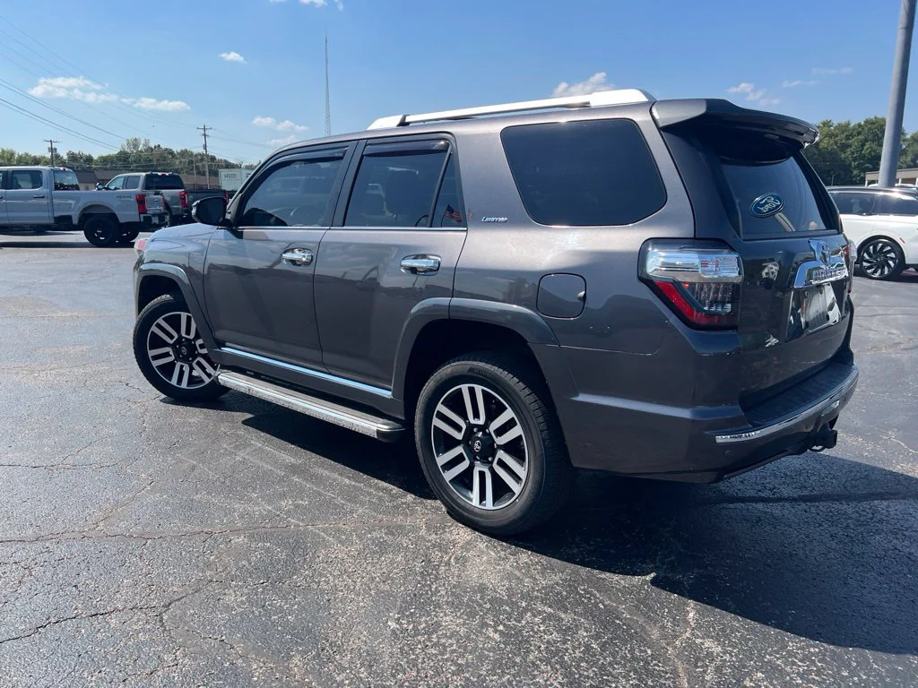 Used 2018 Gray Toyota Limited image 5