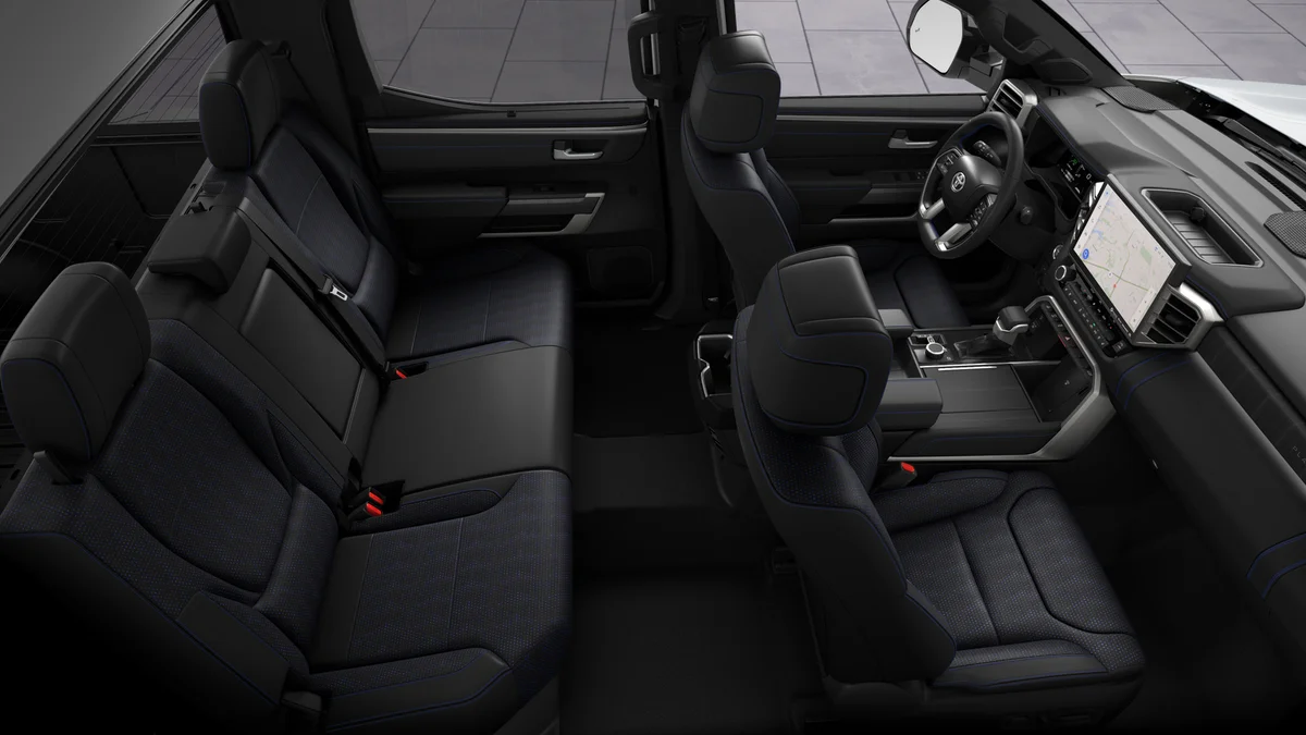 2025 Toyota Tundra Platinum - Photo 30