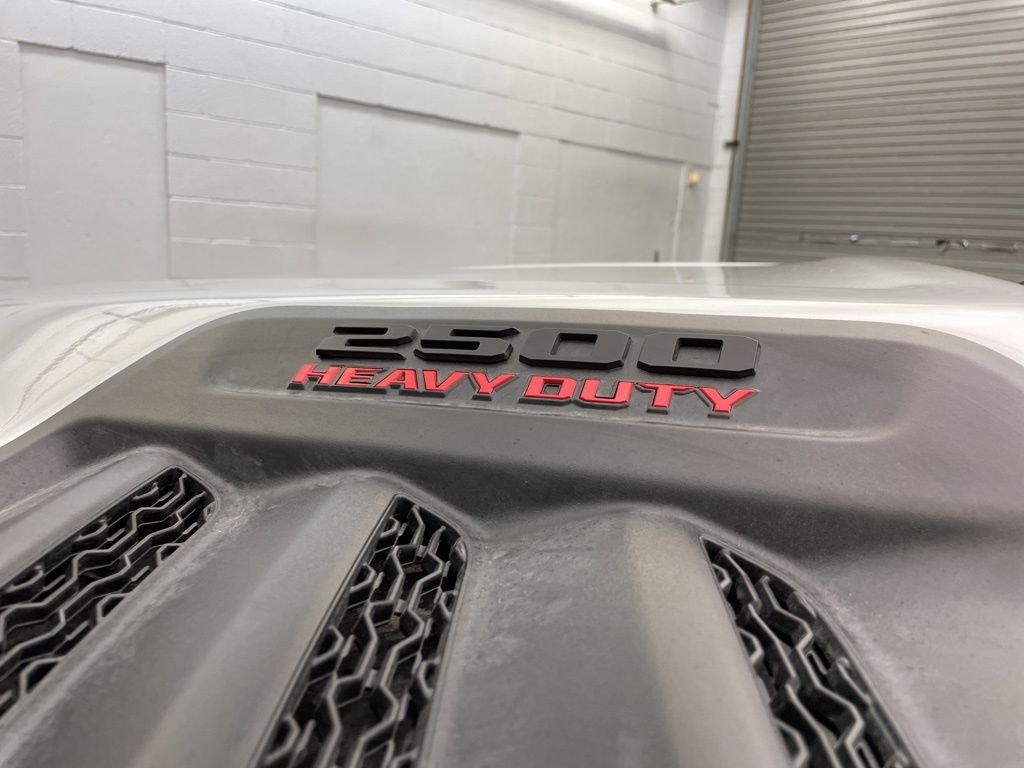 New 2026 Silver-Zynith Exterior Paint RAM Laramie image 12