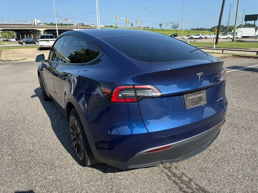 Used 2024 Blue Tesla Long Range image 8
