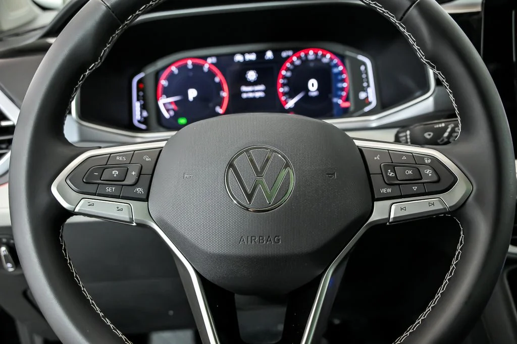 New 2026 Black Volkswagen 1.5T SEL image 12