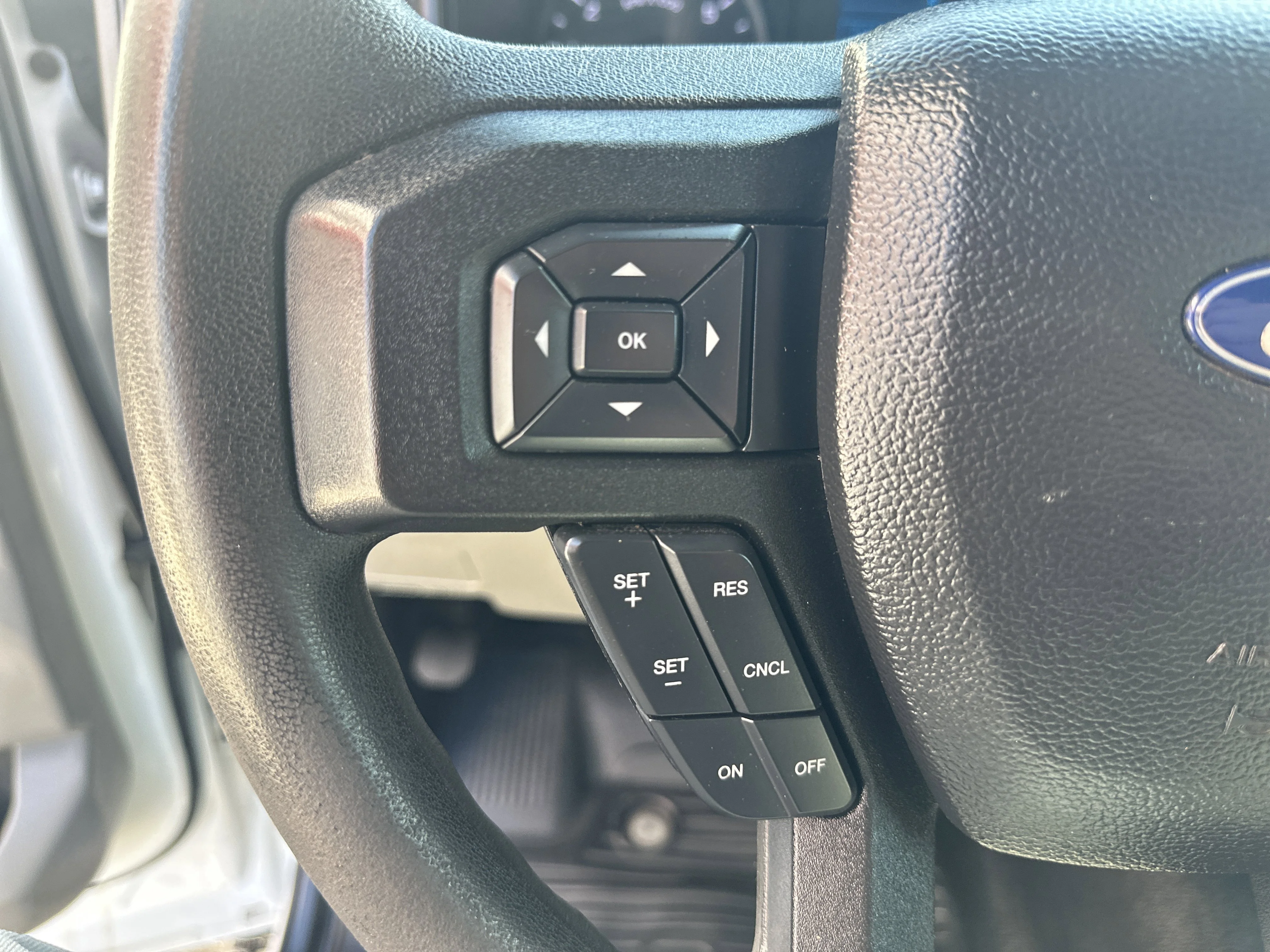 Used 2019  Ford  image 13