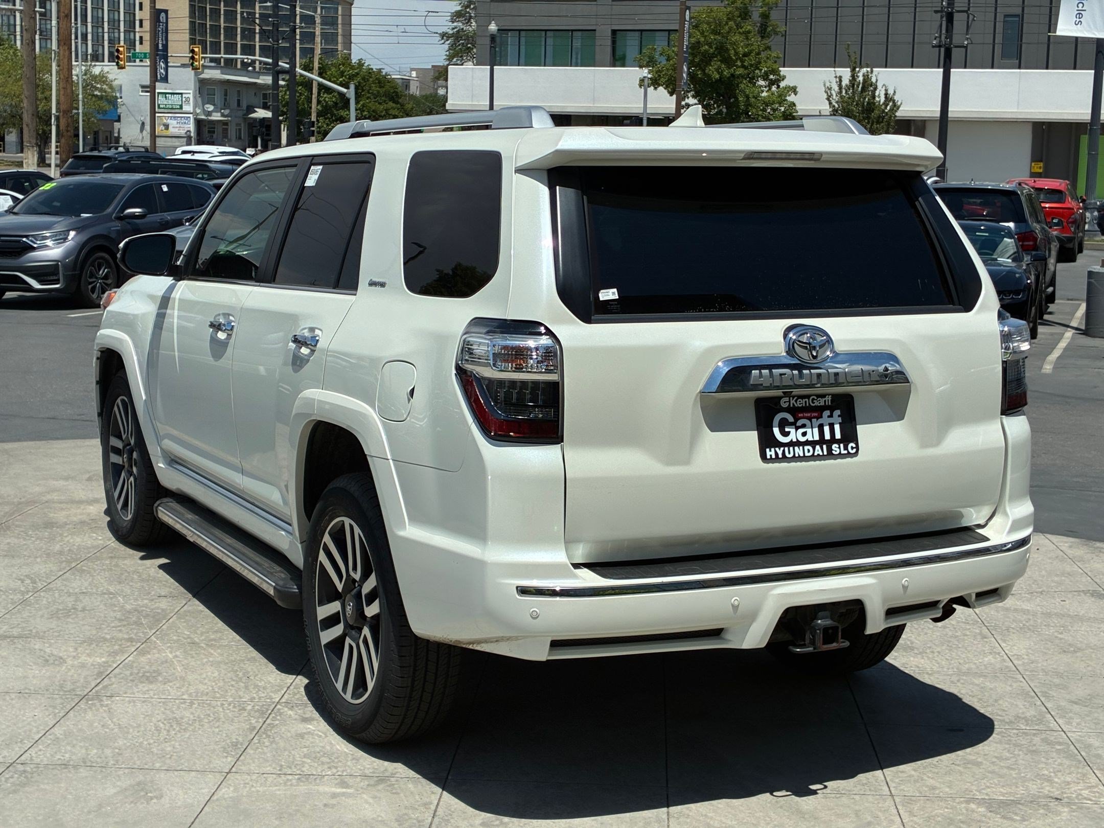Ken Garff Cert 2021 Blizzard Pearl Toyota Limited image 5