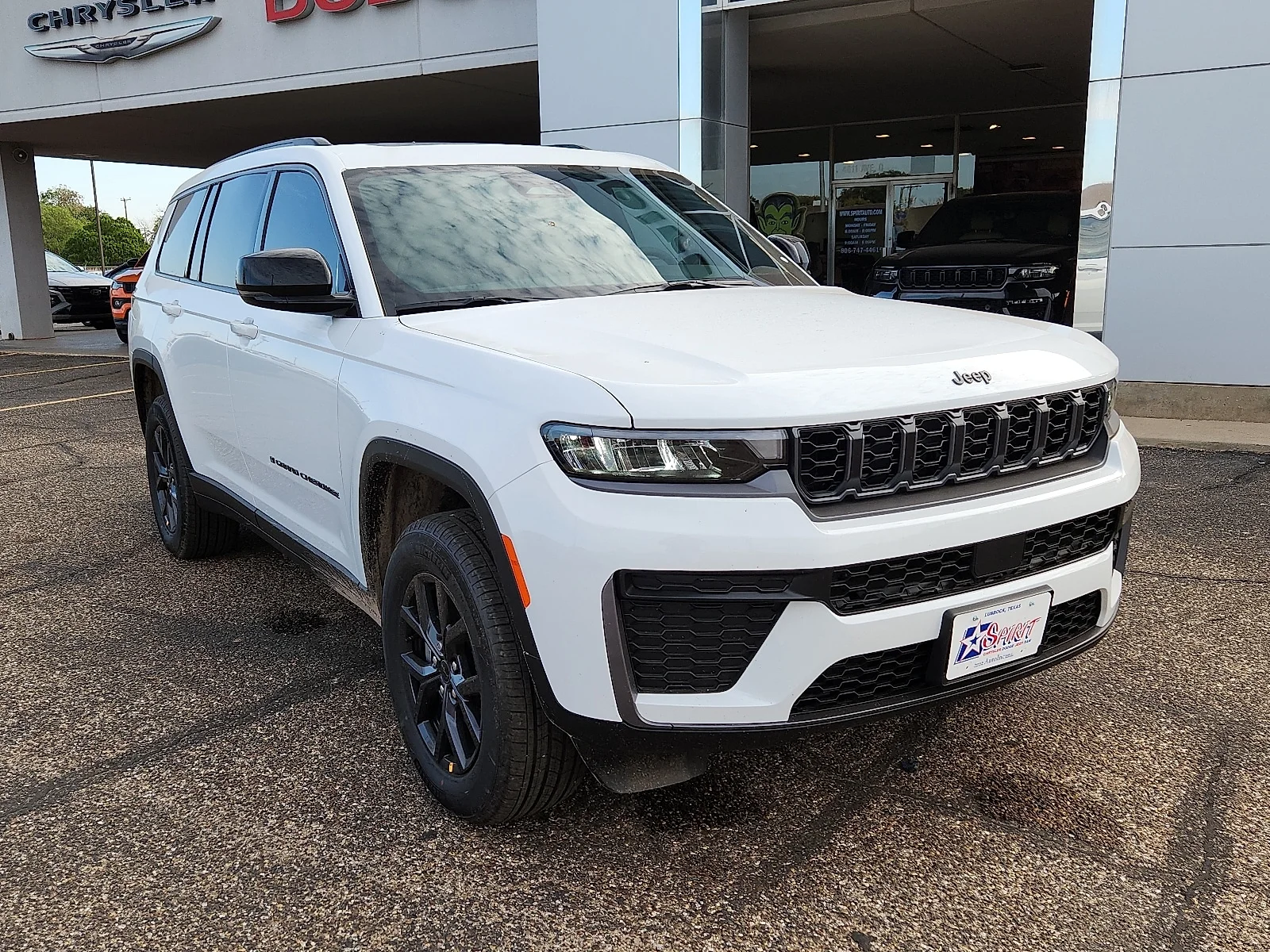 New 2027 White Jeep LAREDO 4X4 image 6