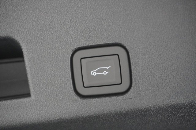 2026 GMC Acadia Elevation - Photo 9