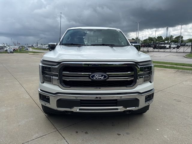 New 2026 Star White Metallic Tri-Coat Ford Lariat image 43
