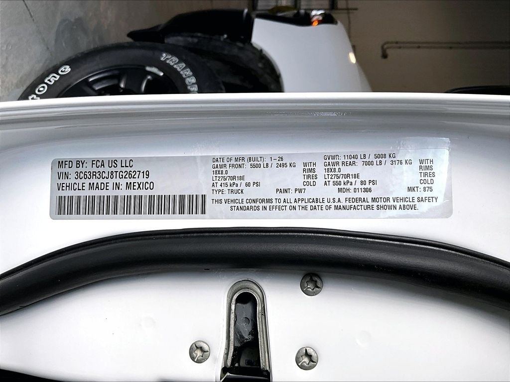 New 2026 Bright White Clear-Coat Exterior Paint RAM Tradesman image 17