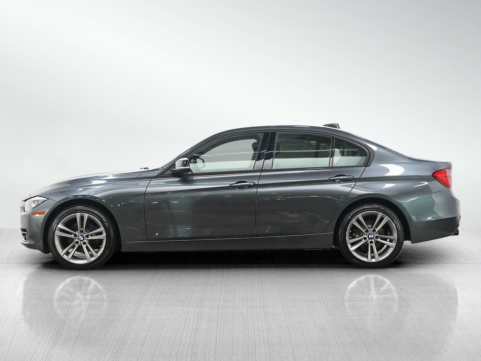 Used 2014 BMW 3 Series 328i with VIN WBA3B3C55EJ982736 for sale in Burnsville, Minnesota