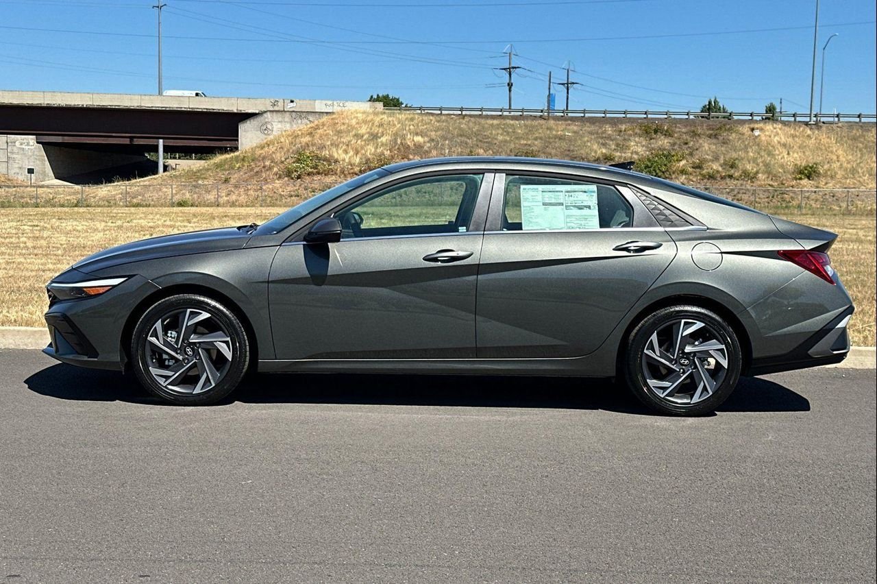 New 2026 Gray Hyundai Limited image 6