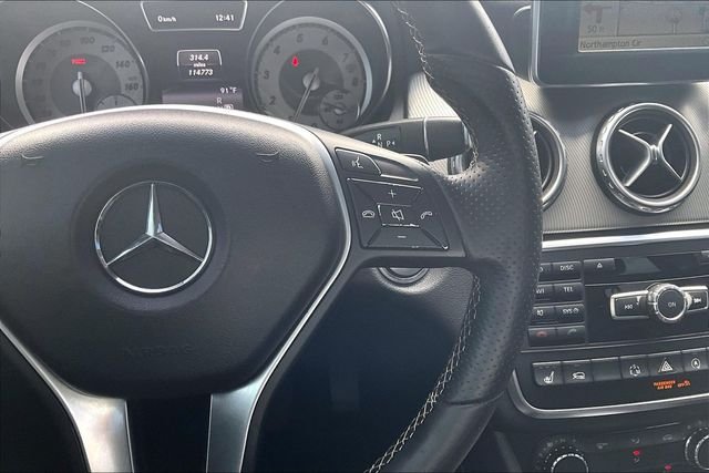 Used 2015 Silver Mercedes-Benz GLA 250 image 10