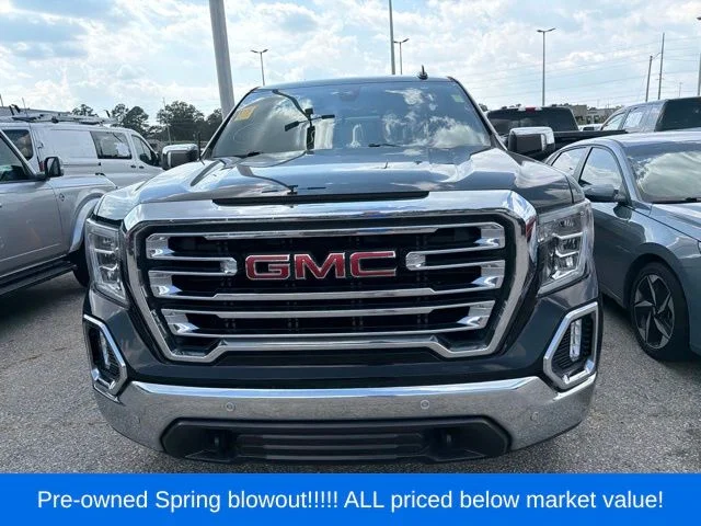 Used 2020 Black GMC SLT image 2