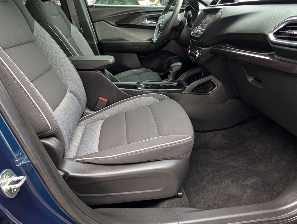2023 Chevrolet TrailBlazer LT - Photo 21