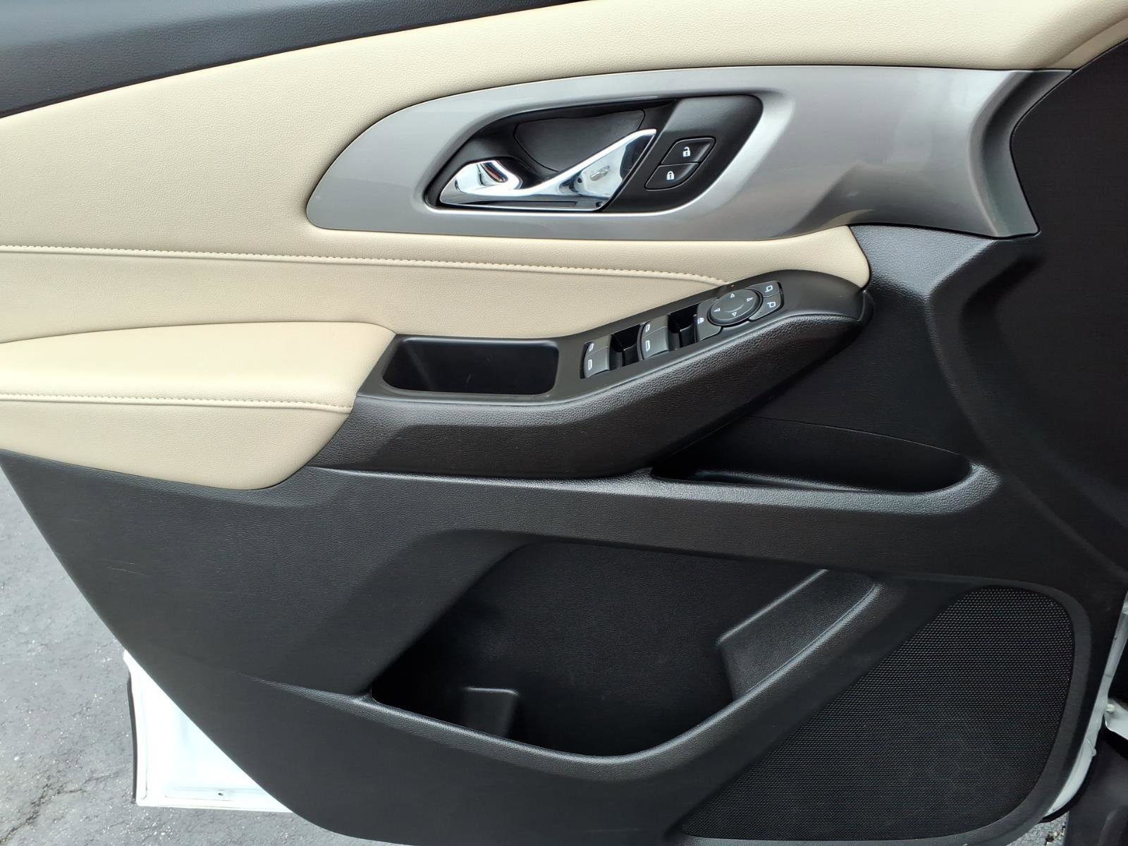 Used 2023 Summit White Chevrolet LS image 23