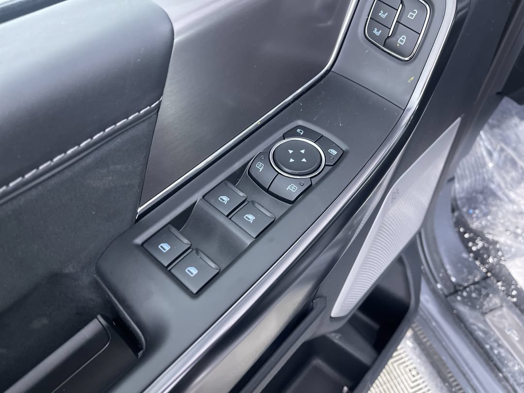New 2026 Carbonized Gray Metallic Ford Platinum image 14