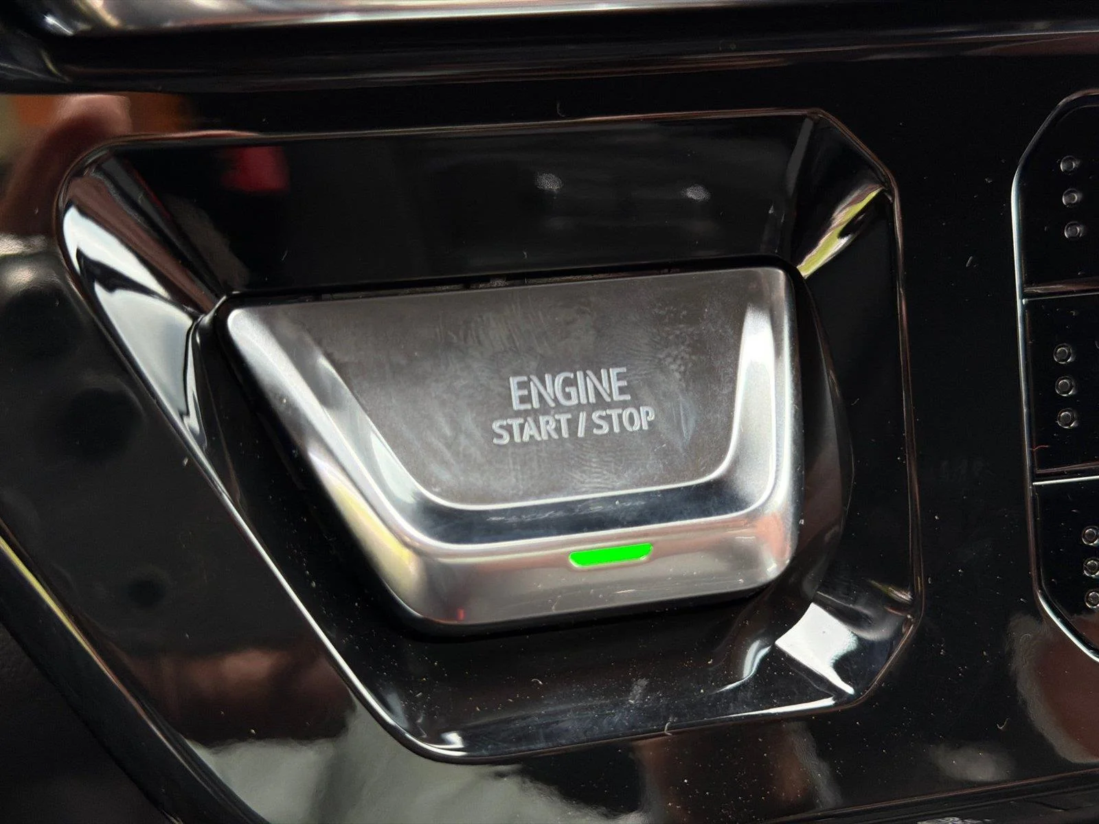 2026 GMC Sierra 2500HD Denali Ultimate - Photo 22