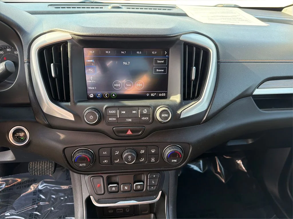 Used 2018 Coppertino Metallic GMC SLE image 14
