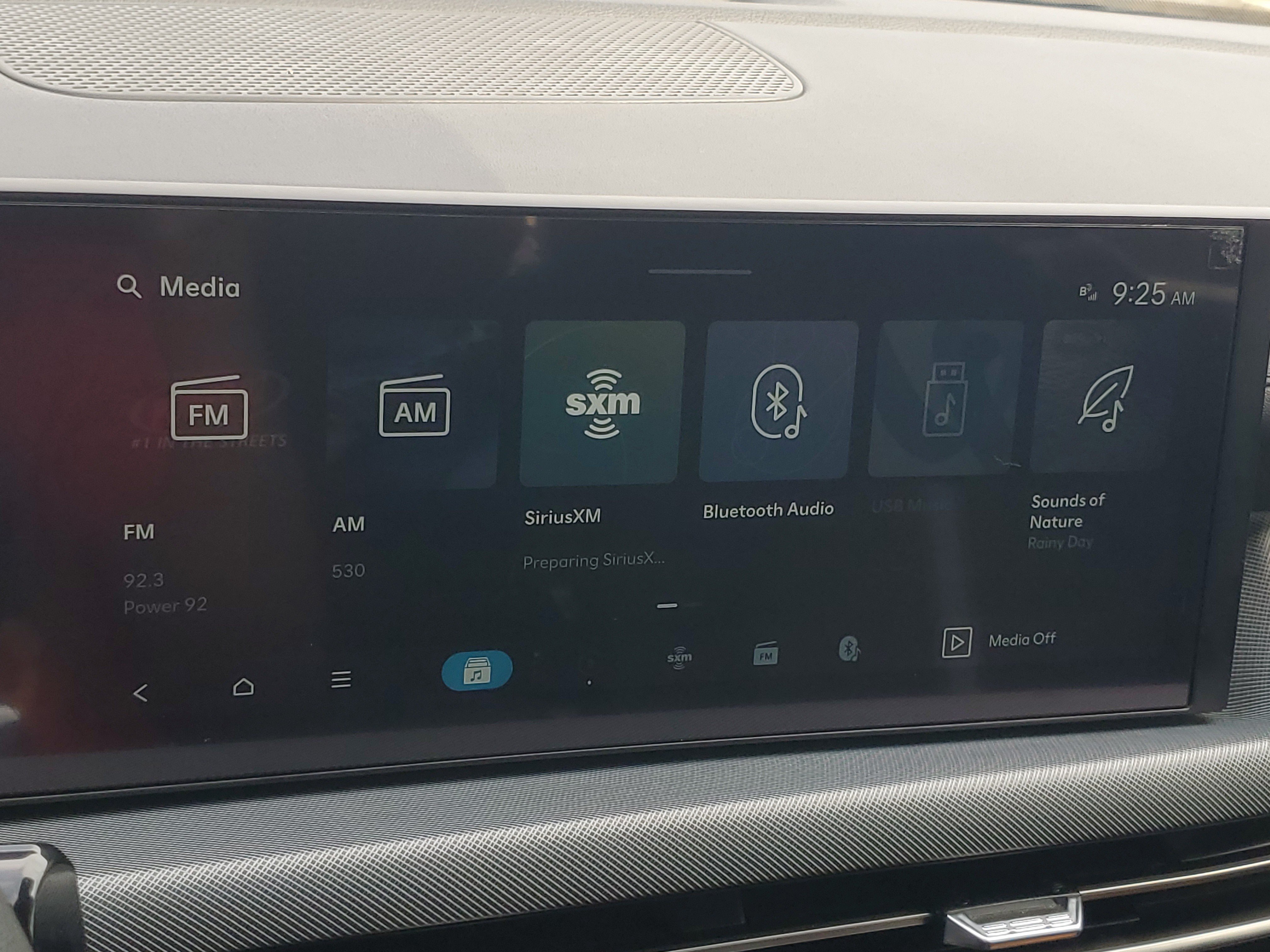 Used 2025 Abyss Black Hyundai SEL image 28
