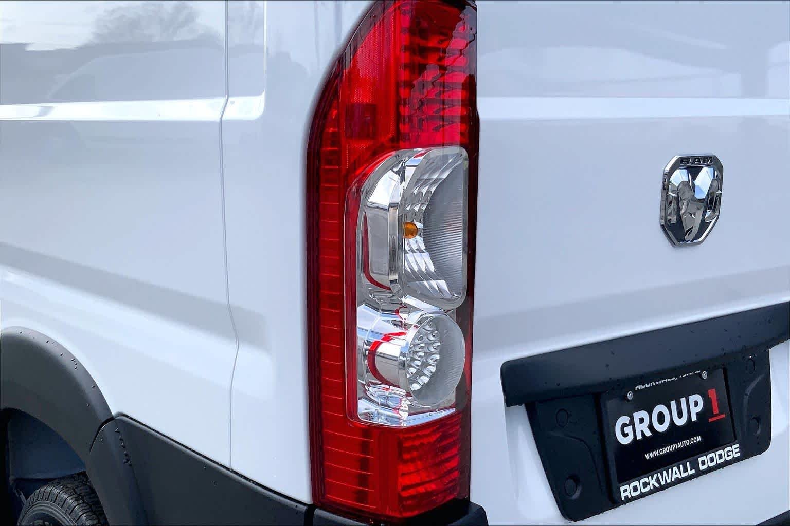 New 2026 Bright White Clear-Coat Exterior Paint RAM Tradesman image 11