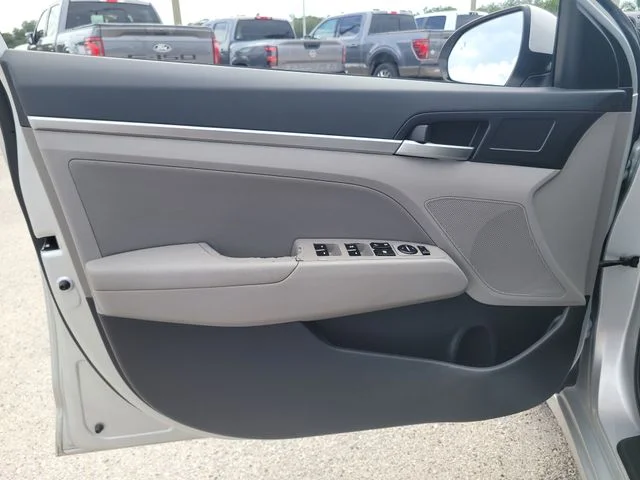 Used 2020 Silver Hyundai SEL image 15